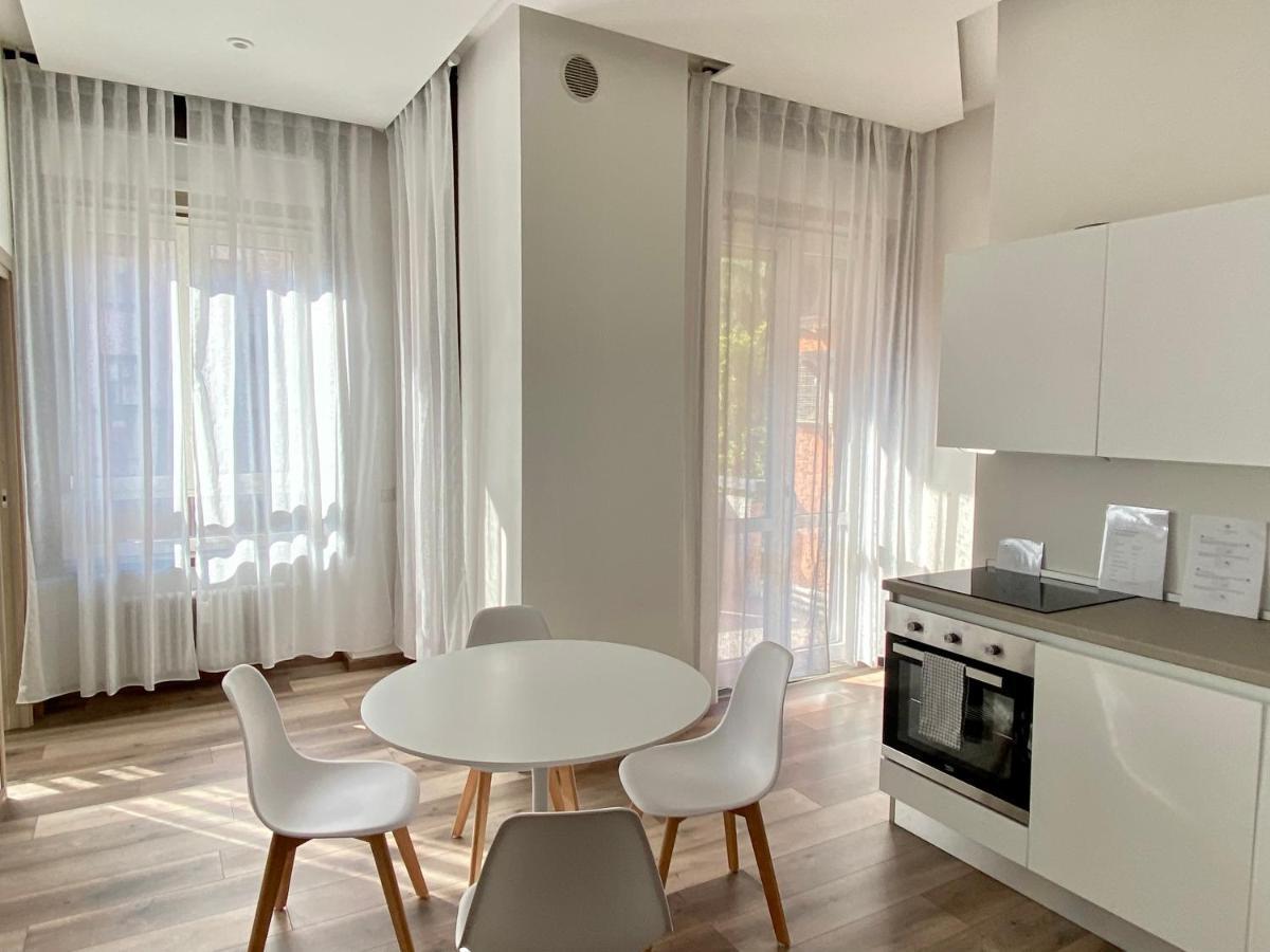 Suite Boutique Moscova มิลาน ภายนอก รูปภาพ