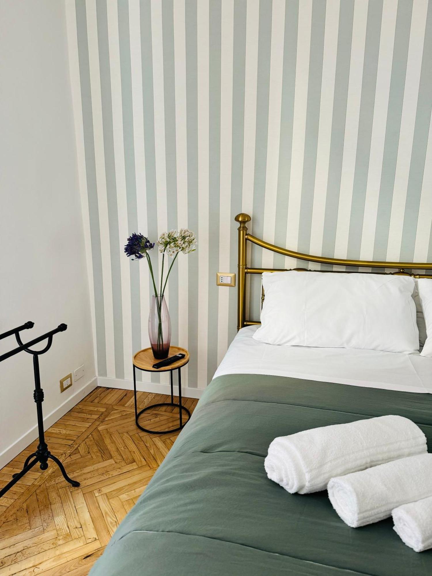 Suite Boutique Moscova มิลาน ภายนอก รูปภาพ