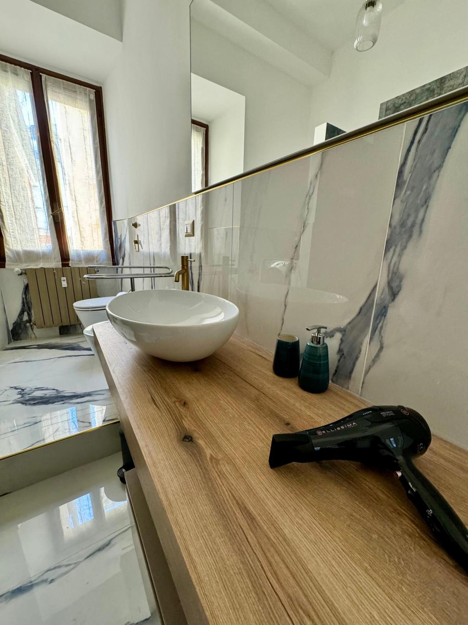 Suite Boutique Moscova มิลาน ภายนอก รูปภาพ